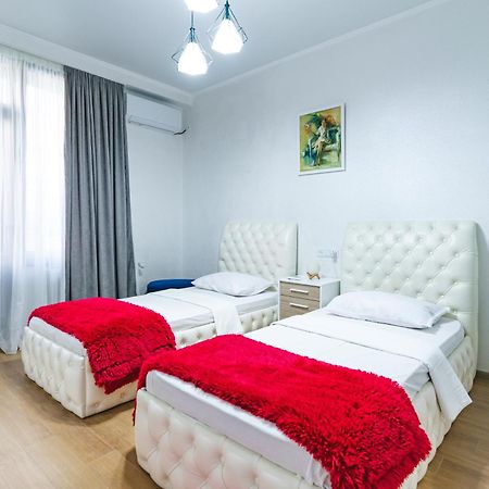 Panorama Family Hotel Telavi Luaran gambar