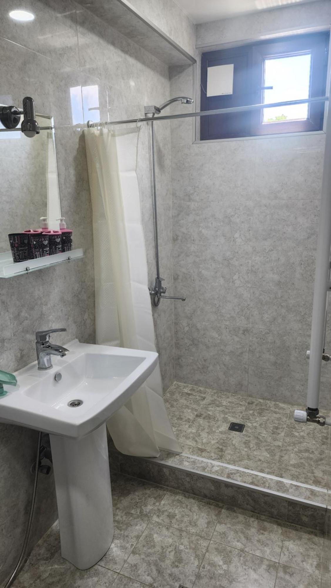 Panorama Family Hotel Telavi Luaran gambar