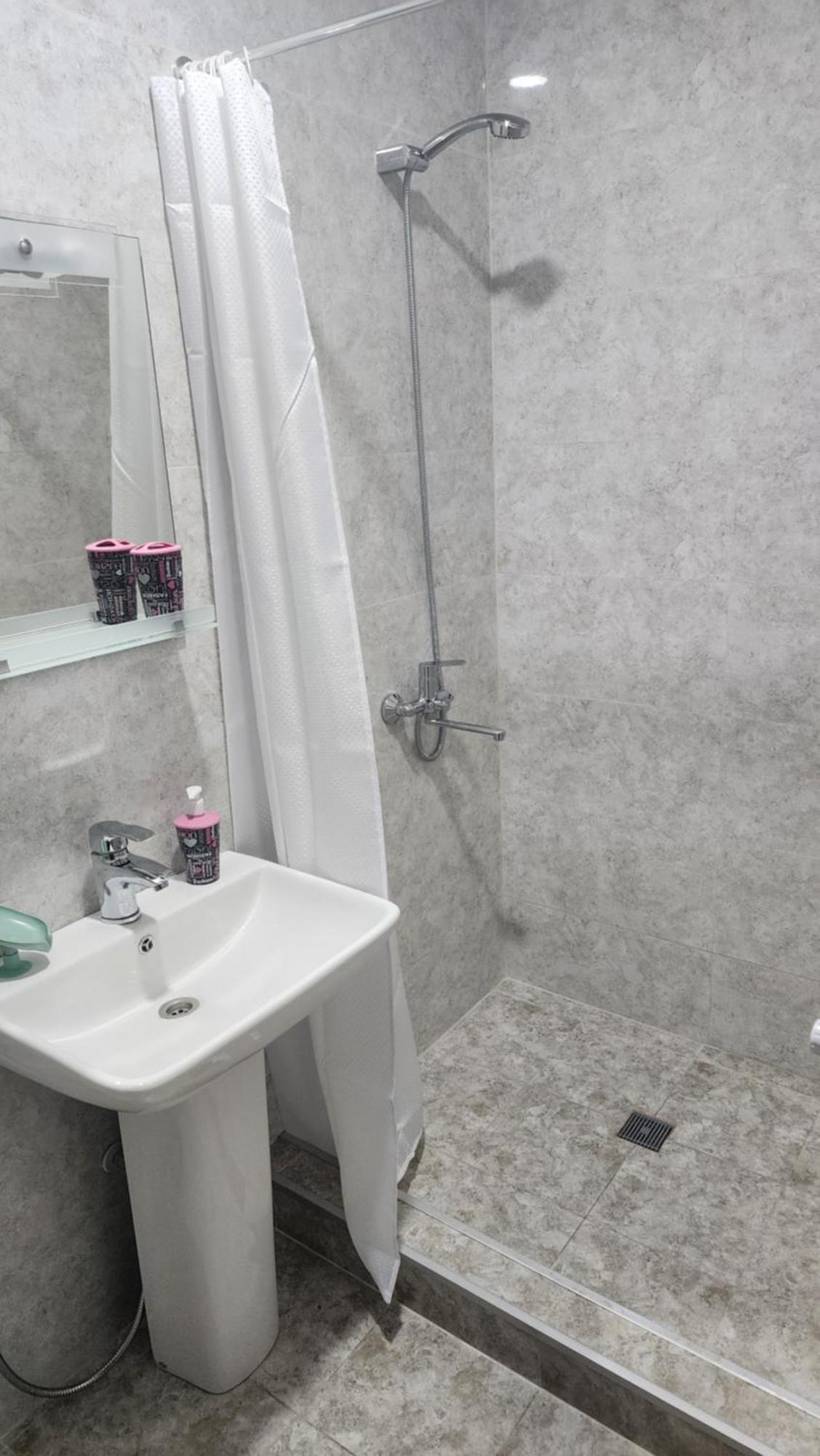 Panorama Family Hotel Telavi Luaran gambar