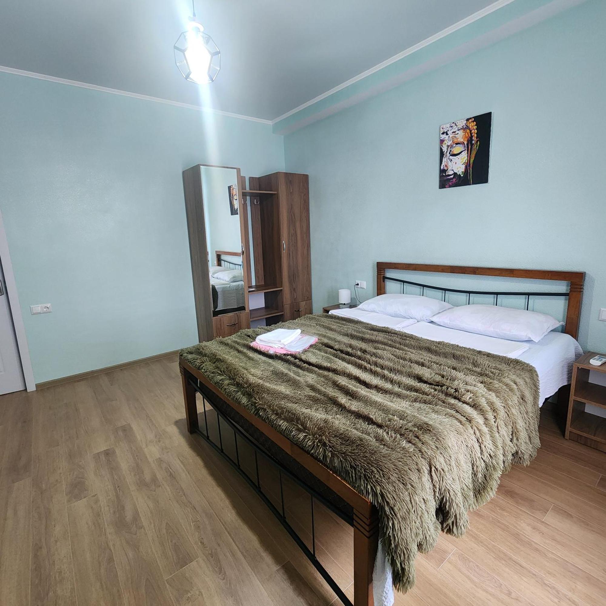 Panorama Family Hotel Telavi Luaran gambar